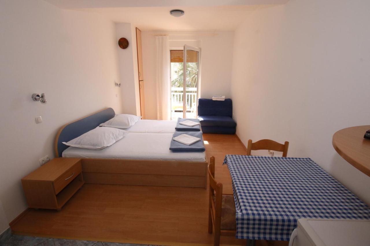 Omis - Michy Apartments Bagian luar foto