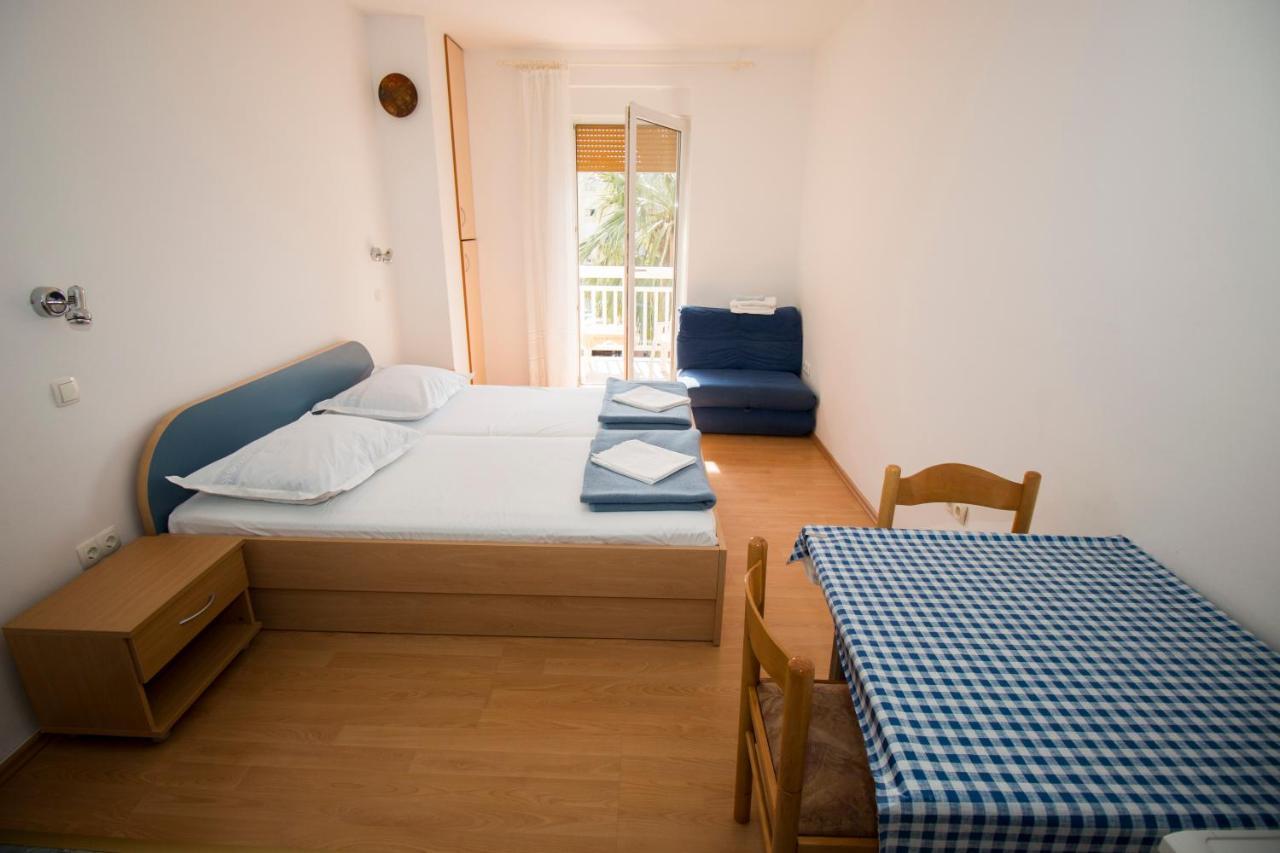 Omis - Michy Apartments Bagian luar foto