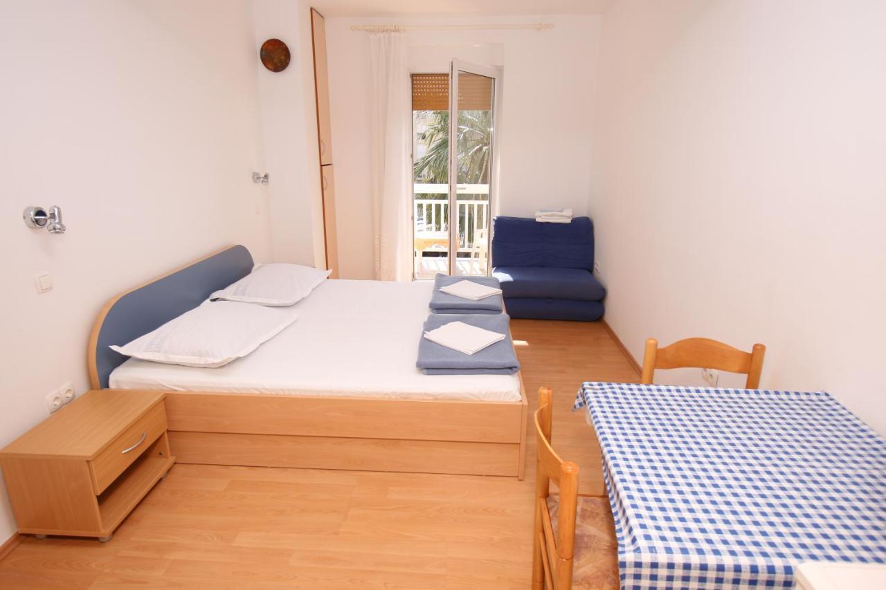 Omis - Michy Apartments Bagian luar foto