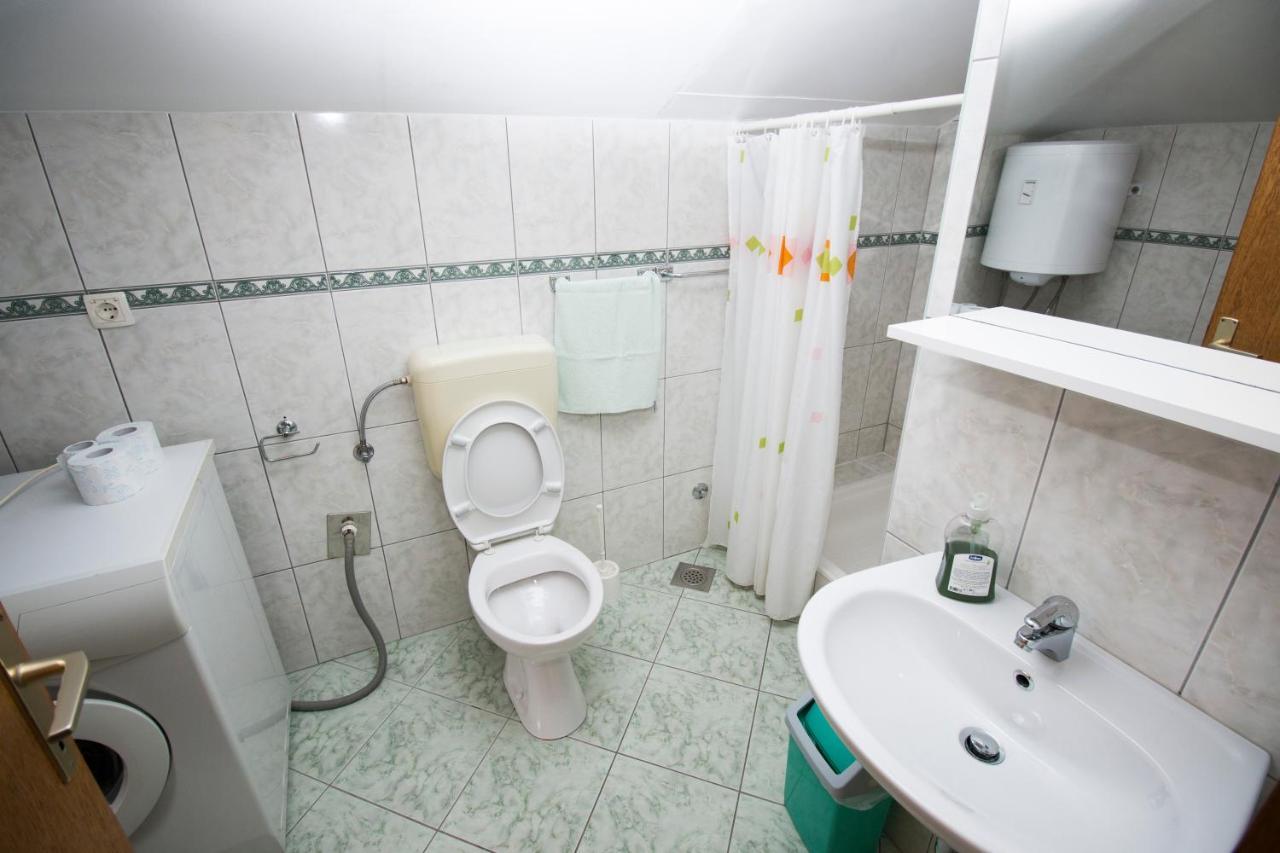 Omis - Michy Apartments Bagian luar foto