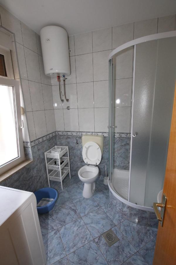 Omis - Michy Apartments Bagian luar foto
