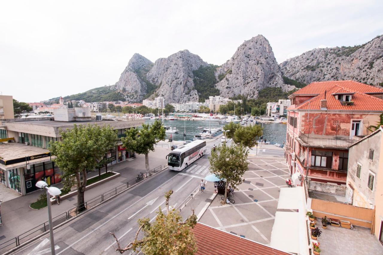 Omis - Michy Apartments Bagian luar foto