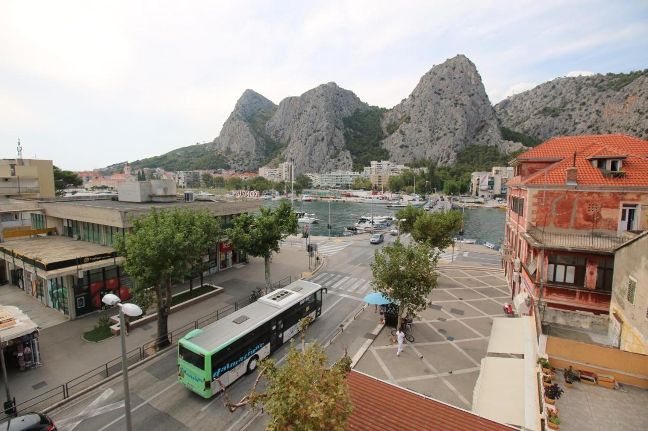 Omis - Michy Apartments Bagian luar foto
