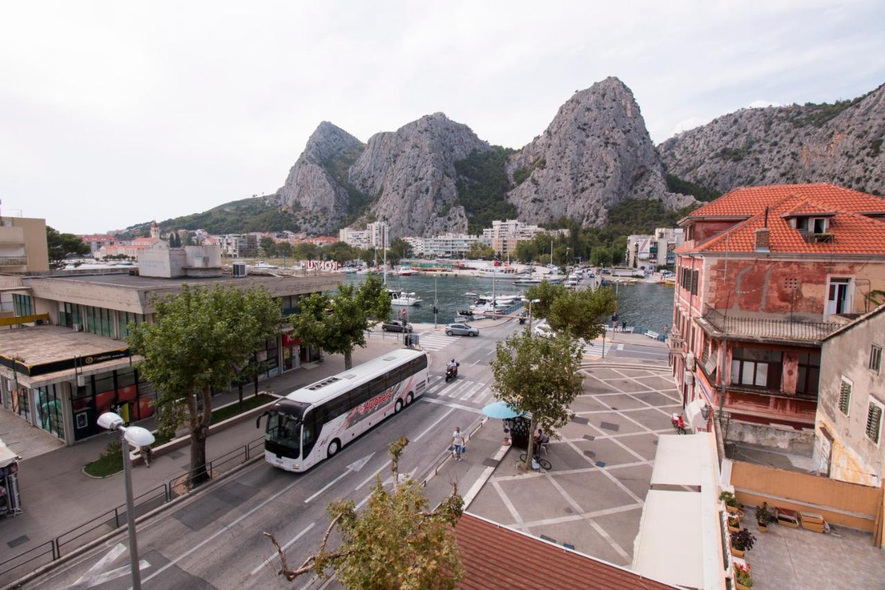 Omis - Michy Apartments Bagian luar foto