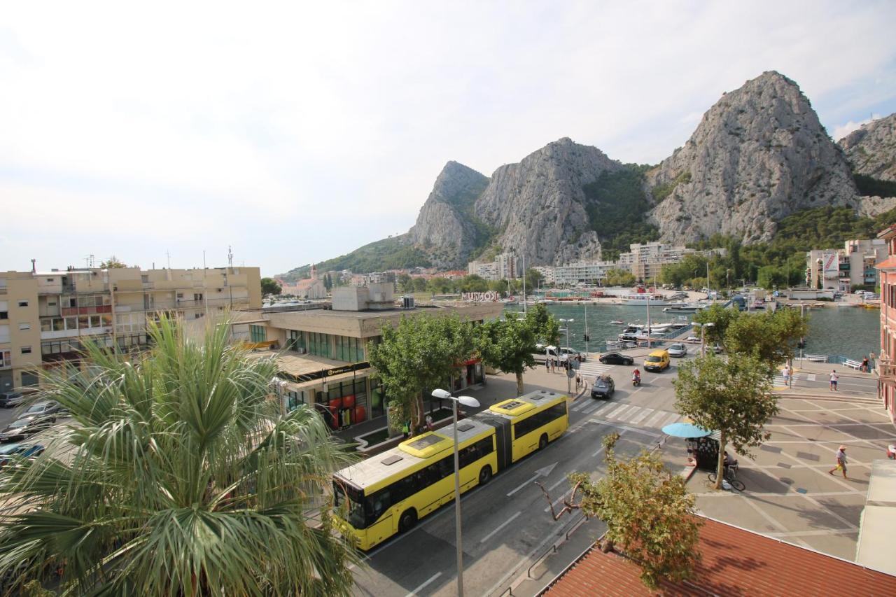 Omis - Michy Apartments Bagian luar foto
