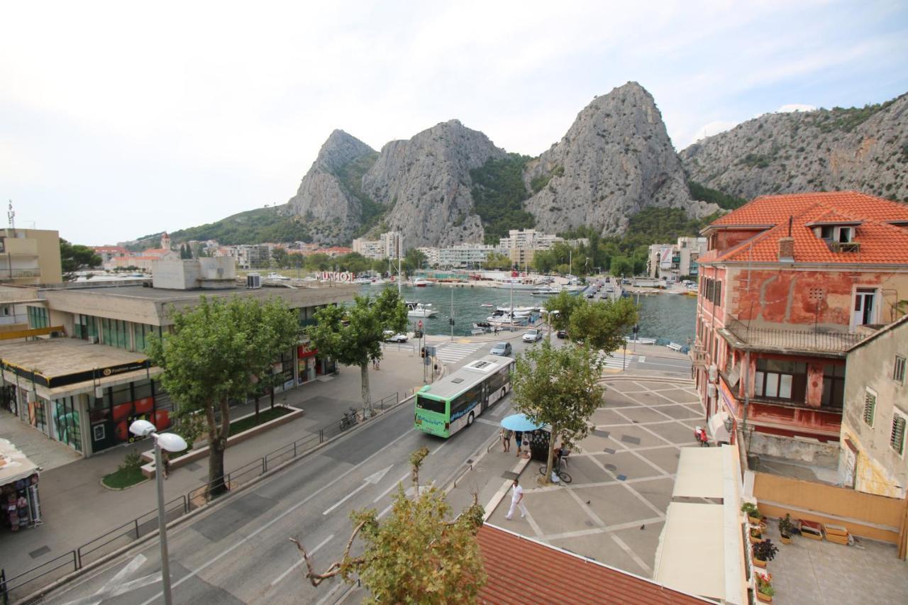 Omis - Michy Apartments Bagian luar foto