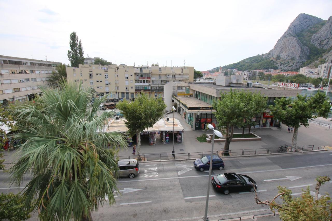 Omis - Michy Apartments Bagian luar foto